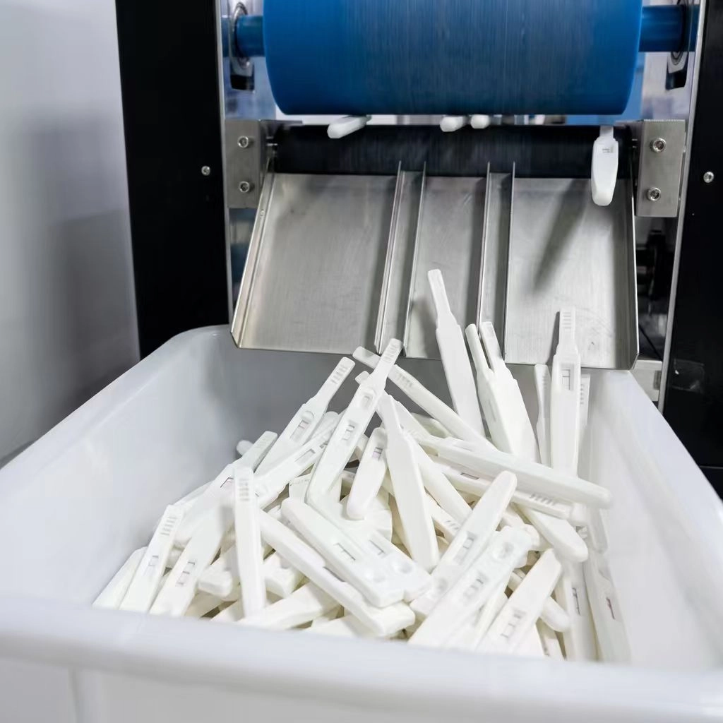 Production workshop at PRISES IVD rapid test factory China